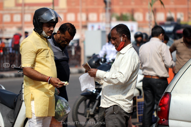 jaipur-walled-city-market-johri-bazaar-street-photography