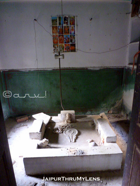 tantric-jaipur-experience-abandoned-hunting-lodge