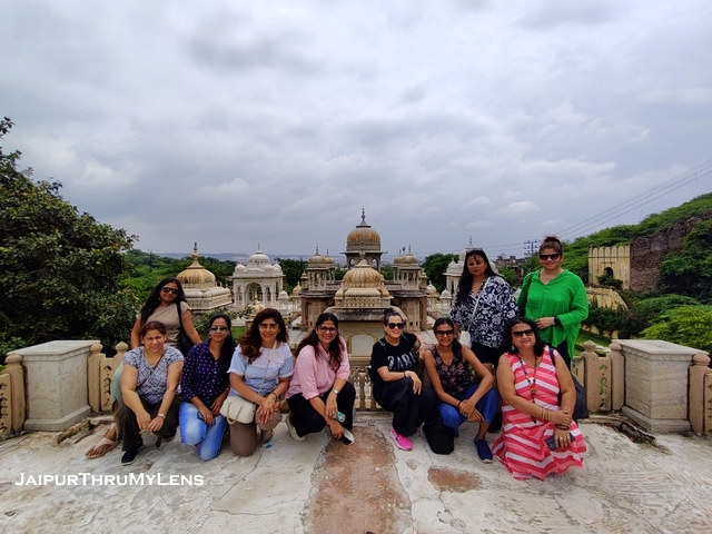 all-female-group-travel-to-jaipur