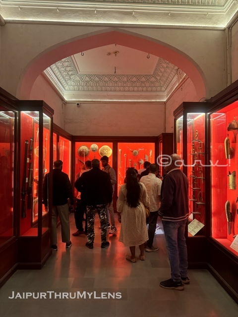 arm-armour-gallery-albert-hall-museum